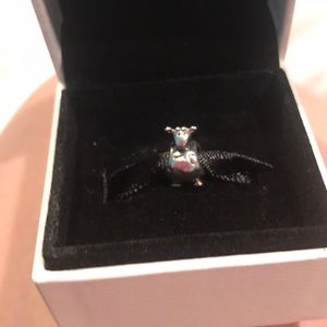 Retired Authentic Giraffe charm!